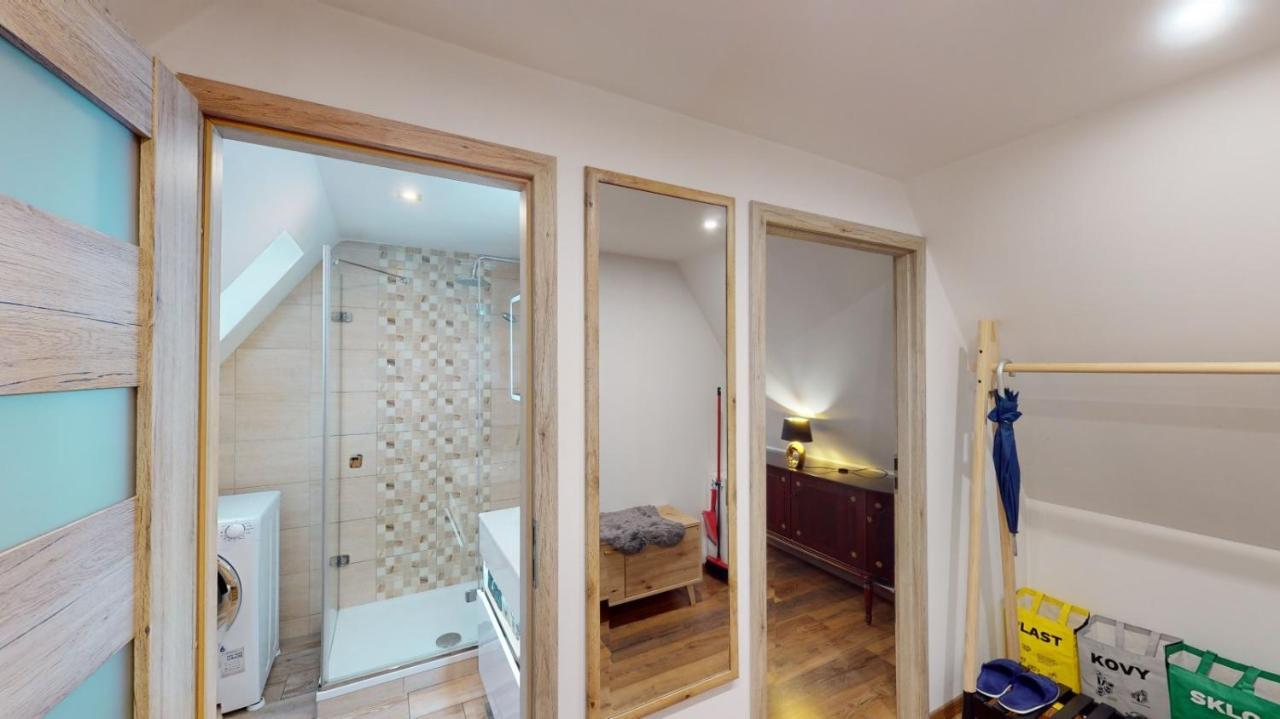 Apartman Atelier Vary V Nove Zrekonstruovanem Dome 카를로비바리 외부 사진